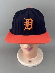 VTG Detroit Tigers SnapBack Two Tone Plain Logo Old English “D” MLB Baseball USA - Picture 1 of 7