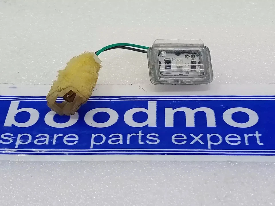 Interior Light for MAHINDRA XUV500 1ST GEN - 1702BAA00421N - Mahindra - Image 1 of 1