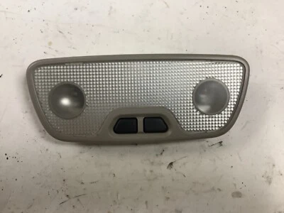 Luz domo trasera Volvo S40 2008 para 2004-2010 Foto 1 de 3