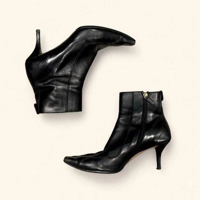 Женские винтажные сапоги GUCCI 10 черная кожа с заостренным носком на узком каблуке - Изображение 1 из 4