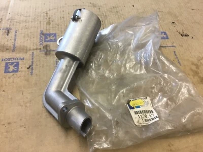 PEUGEOT 504 505 xn1 xn6 xn1a oil filler housing 7805103000 117817 coupe cabriole - Image 1 of 4