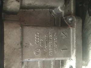 Zylinderkopf Audi 3.0 TDI CRT MOTOR Teile Nr.: 059 108 122 AA - Bild 1 von 5