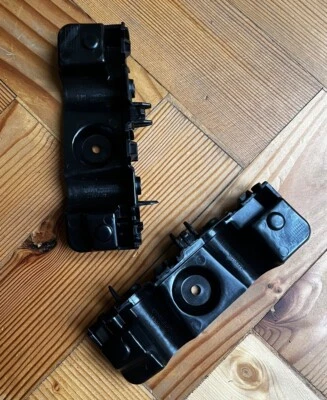 Nuevo RENAULT CLIO IV 4 SOPORTES PARACHOQUES DELANTERO L & R Foto 1 de 2