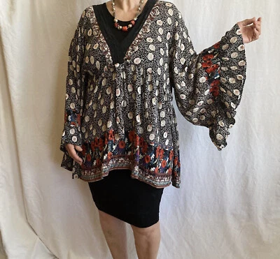 Romantic Gypsy Bohemian Angel sleeves 2X Black w Red Floral Print Lace Trim NWT - Image 1 of 4