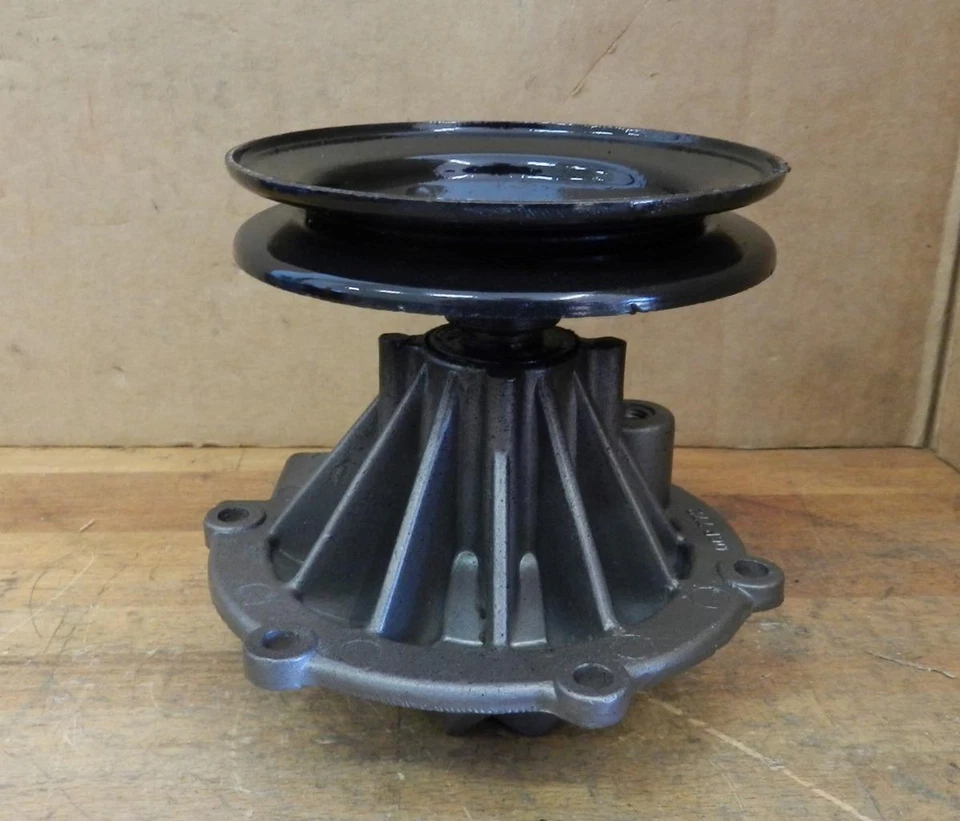 1969-72 Audi Super 90 1.8L I4 rebuilt water pump with pulley 89202071900 - Image 1 of 4