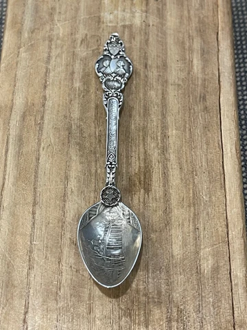 Antique Moore & Leding Sterling Silver Souvenir Spoon Mount Vernon Cover