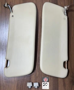 Mercedes-Benz C107 SLC Only Sunvisor Left + Right 1078102310 (20) - Bild 1 von 4