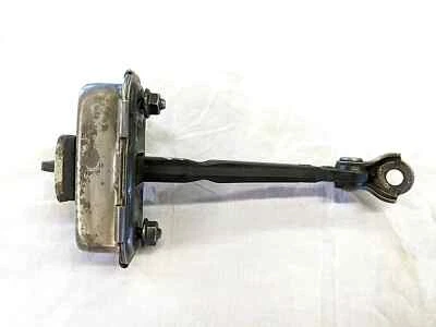 *BUENO 06-11 HYUNDAI AZERA PUERTA TRASERA IZQUIERDA LADO CONDUCTOR TAPÓN DE RETENCIÓN OEM S72 Foto 1 de 3