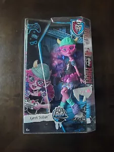 Monster High Brand-Boo Students - Kjersti Trollson - NIB - Picture 1 of 4