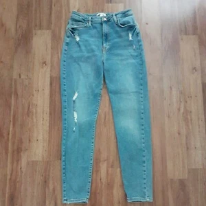 Forever 21 Women's Distressed Denim Jeans Size 29 Blue High-Rise Tapered Leg - Picture 1 of 5
