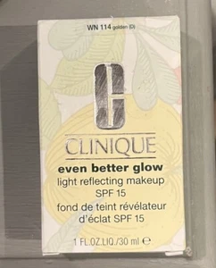 Clinique Even Better Glow Light Reflecting Makeup SPF 15 WN114 GOLDEN (D) - Picture 1 of 6