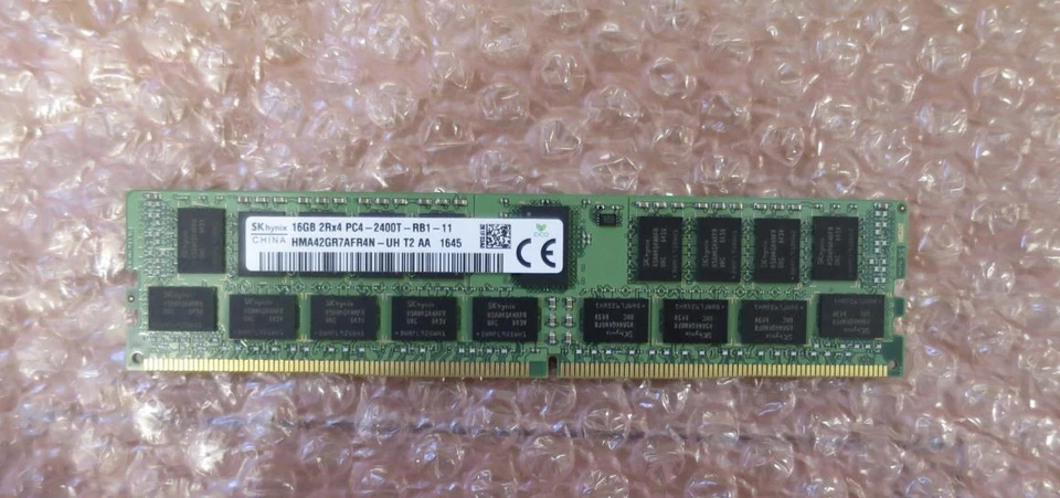 Fujitsu 16GB (1x16GB) 2Rx4 DDR4 PC4-2400T-R ECC 288-Pin S26361-F3934-E612 L612 - Image 1 of 1