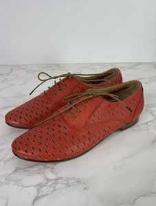 John Fluevog Trust Perforated Lace Up Shoes 8 - Picture 1 of 10