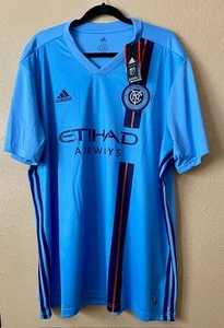 Adidas NYC FC Blau V-Ausschnitt Fußball Trikot 2018 DP4788 - Herren 2XL - NEU! - Bild 1 von 7
