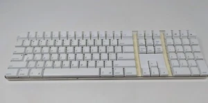 Apple A1016 White Wireless Numeric Keypad QWERTY Standard Keyboard Untested - Picture 1 of 10