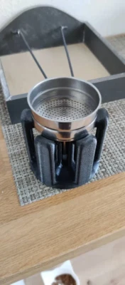 Porta embudo Bialetti | Accesorios para café Bialetti | Cafeteras italianas Foto 1 de 4