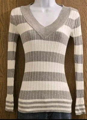 🛍 Energie Gray White Ribbed Striped Long Sleeve  V-Neck Sweater ~ XL M3020 🛍 - Image 1 of 4