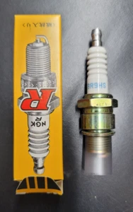 NOS OEM NGK BR9HS Marine spark plug  QUANTITY LOT 4 - Bild 1 von 3