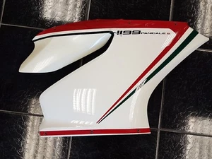 ducati 1199s panigale tricolore right hand side panel slight damage - Picture 1 of 5