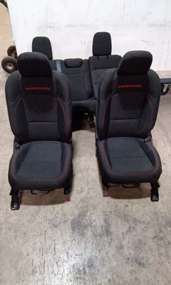 Jeep JL Wrangler Rubicon Juego de asientos delanteros traseros de tela negros 4 puertas 2018-2023 150378 Foto 1 de 4