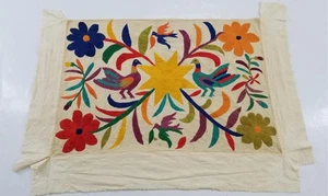 Vintage Traditional Hand Embroidered Otomí Placemat Panel 112x76cm - Picture 1 of 11