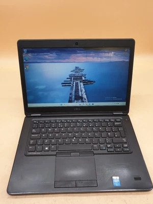Dell Latitude E5450 14-Inch Laptop Core i5 2.3 GHz, 4GB RAM, 500 GB HDD,READ,SL8 - Image 1 of 4
