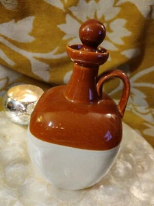 Beautiful VTG Scotland Stoneware Bottle Jug Decanter w Cork Stopper Two-Tone - Picture 1 of 7