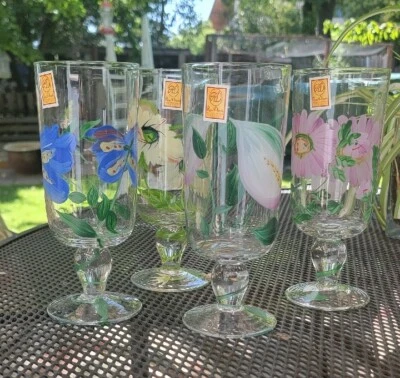 Set of 4 Royal Danube Crystal Hand Painted Garden Flowers Stem Glasses - Image 1 of 4