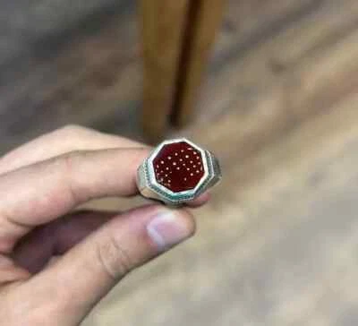 Anel Aqeeq iemenita natural vermelho profundo prata 925 - Imagem 1 de 4