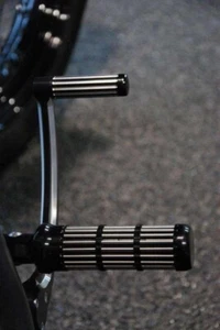 CSC Reposapiés BIG SPEAD Harley-Davidson FXDB Street Bob 2007-2016 - Imagen 1 de 2