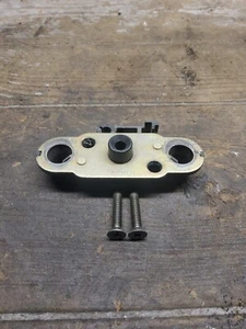 1992 92 91-93 Suzuki Katana 1100 GSX1100G Rear Back Seat Latch Lock Release  - Picture 1 of 10