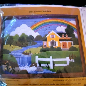 Creative Circle Crewel Needlepoint Kit Summer Rainbow VTG 1984 Wool Yarn - Picture 1 of 4