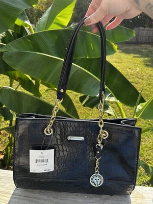 Bolso de hombro transparente Anne Klein Coast Is color negro cadena dorada Foto 1 de 4