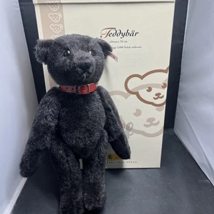 Oso Steiff negro con cuello de botón de elefante rojo LTD #1471 de 3000 - Imagen 1 de 12