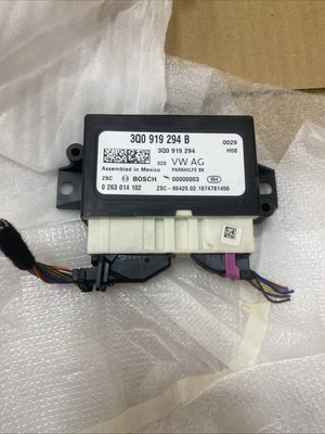 Centralina originale VW  Tiguan 3Q 919294Bassistenza parcheggio anteriore poster - Immagine 1 di 2