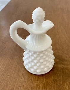 Vintage Fenton Hobnail Milk Glass Cruet With Stopper - Imagen 1 de 4