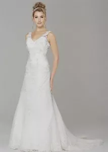 BERKETEX WEDDING DRESS BY SASHA PEREZ, SIZE 10 12 14, BRIDAL GOWN RRP £999 - Picture 1 of 9