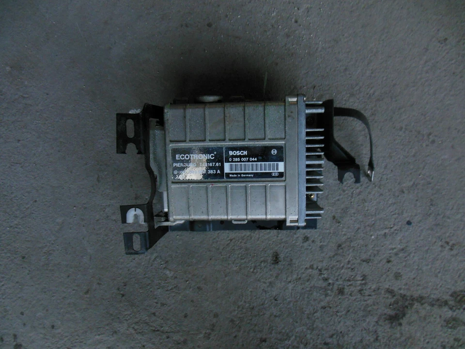VW Golf II 2 Jetta II 2 Centralina Motore Ecotronic 893907383A 028507 - Immagine 1 di 4