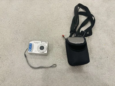 Olympus FE-115 5.0MP Digital Camera Tested Working - Image 1 of 4