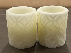 2er Set Pottery Barn Echtwachs flammenlos tropffrei LED runde Stumpenkerzen, WOW - Bild 1 von 5