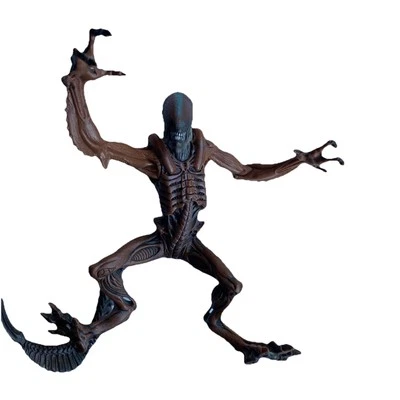 Figura de acción Hasbro Signature Series Alien Resurrection Warrior Aliens sin respaldo Foto 1 de 4