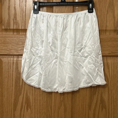 Vassarette Blanco Nylon Ranura Lateral Encaje Ribete Mini Medio Deslizamiento Talla Mediana Foto 1 de 4