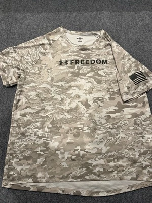 Camisa Under Armour Freedom Para Hombres 3XL Suelta Gris Postre Camuflada Manga Corta KE6 Foto 1 de 4