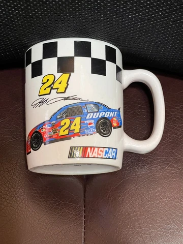 Jeff Gordon NASCAR Driver Collection Mug 2004 Cream Color #24 Car - EUC Cover