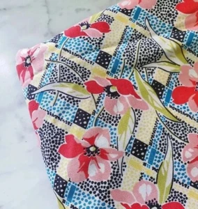 Jenn Kingwell Fabric Floral Black Red  Dots Sew Quilt Craft OOP FAT QUARTER  - Picture 1 of 1