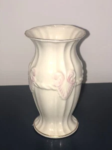 Belleek kleine Porzellan Vase Irland rosa - Bild 1 von 3