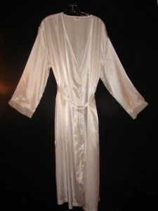 Cato Women White ROBE Size Large With Embroidery and sequence Trim on Sleeves - Picture 1 of 7