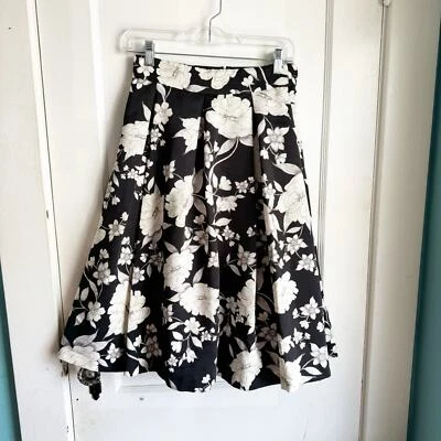 Eliza J Floral Pleated Circle Skirt Black Cream Wedding Guest Cocktail Size 2 - Image 1 of 4