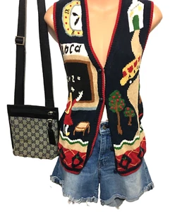 Capacity knit vest sz. 12-14 + Levi's denim shorts sz. 30 + FREE bag - Picture 1 of 14