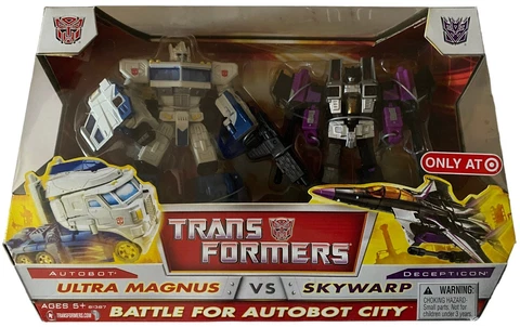 Transformer Battle for Autobot City Ultra Magnus Vs Skywarp NEW Target Exclusive Cover
